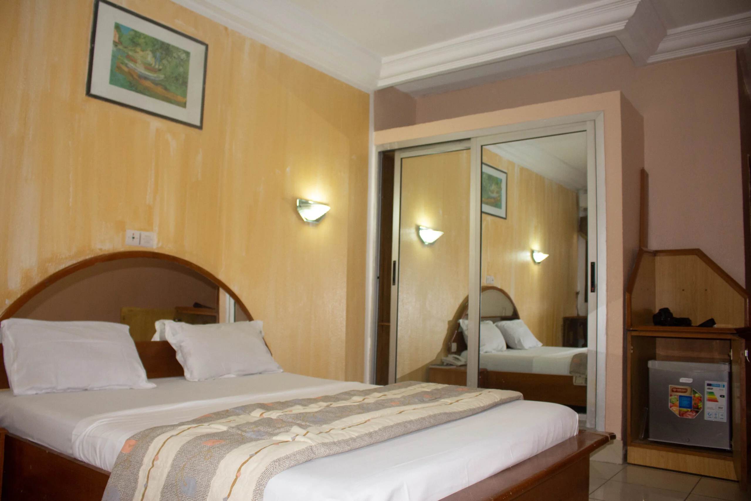 Hôtel KIMI - Intérieur réception